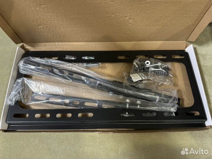 Кронштейн для телевизора на стену