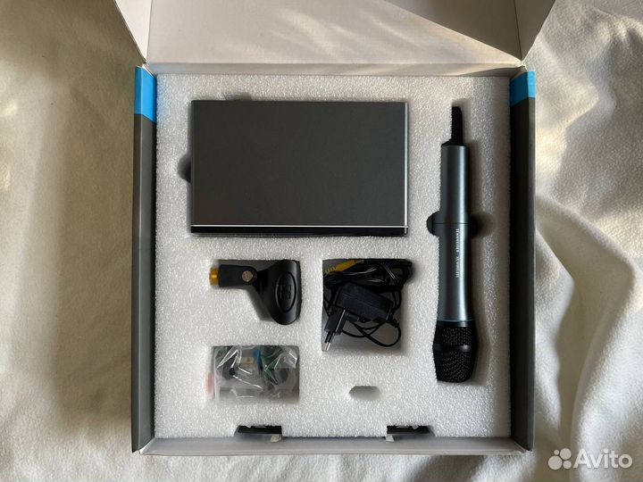 Радиосистема микрофон sennheiser xsw 1-825