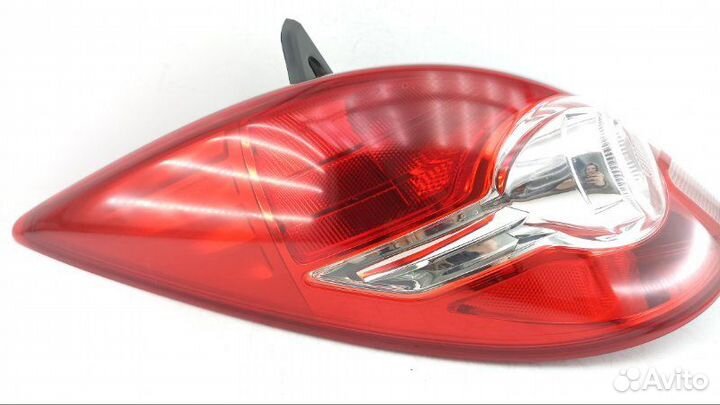 Стоп левый Nissan Tiida C11