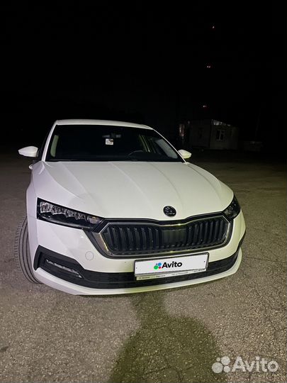 Skoda Octavia 1.4 AT, 2021, 69 900 км