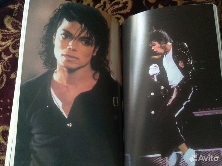Две Книги Майкл Джексон