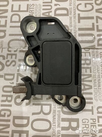 Реле генератора Bosch Рено Ларгус Дастер Меган