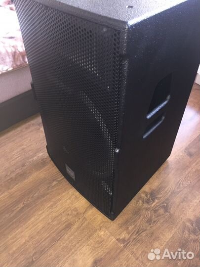 Комплект аппаратуры RCF TT25-A 900 ват