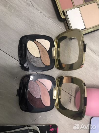 Набор косметики и другое пакетом