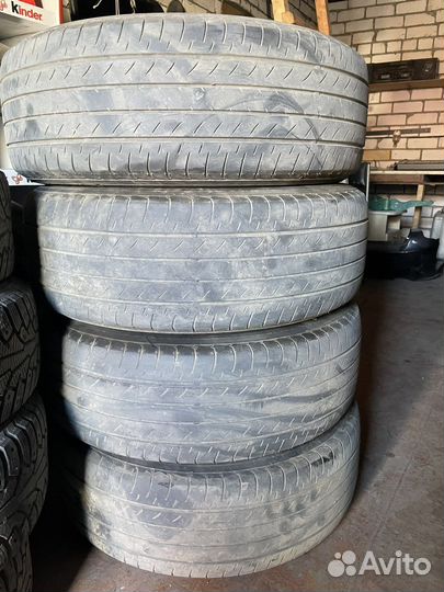 Yokohama 104ZR 225/60 R18 100