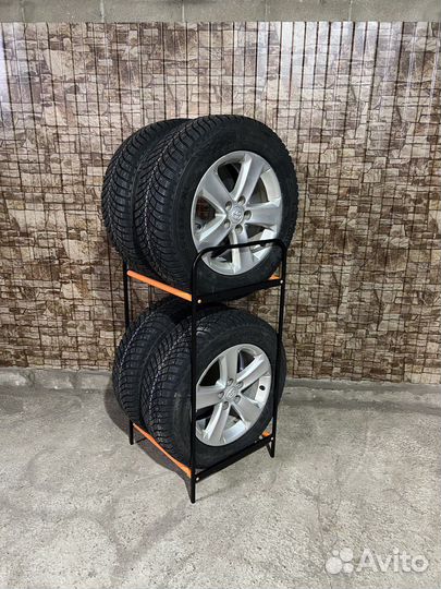 Стеллаж для хранения колес, шин