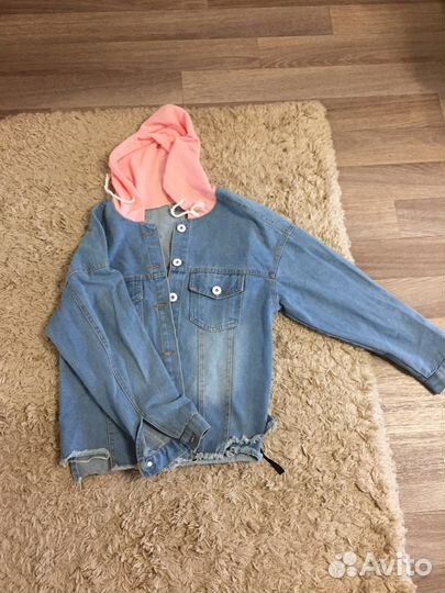 Джинсовая куртка