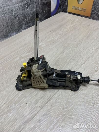 Кулиса коробки передач МКПП АКПП CVT Renault fluen