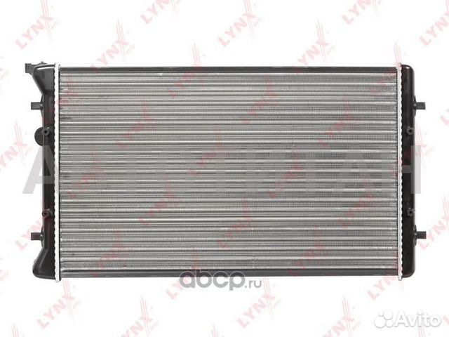 Радиатор охлаждения двигателя Skoda Octavia / Volk