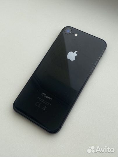 iPhone 8, 64 ГБ