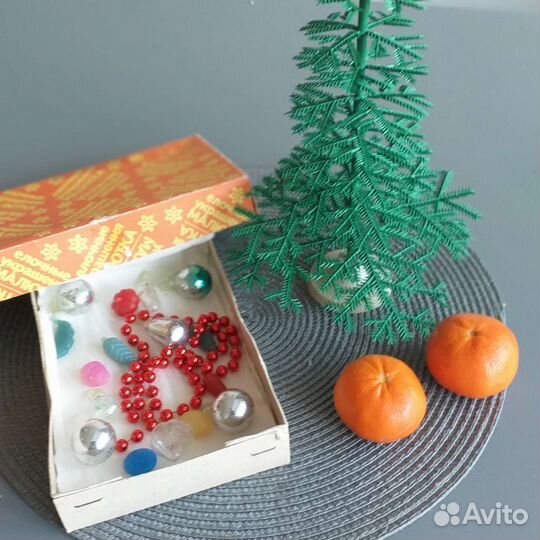 Ёлочка малютка с игрушками СССР