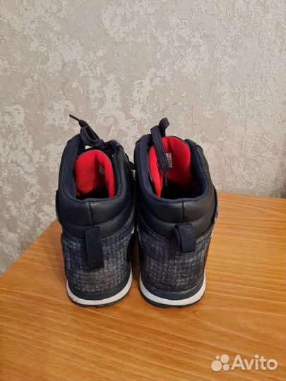 Кроссовки мужские 42 размер