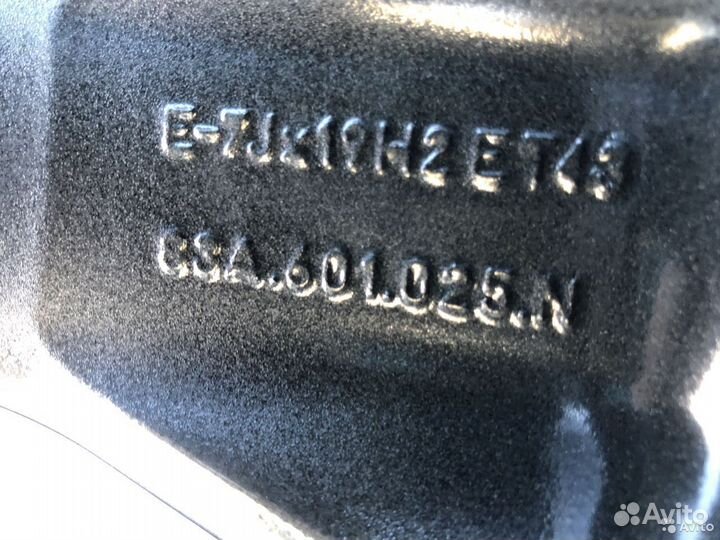 Оригинальные диски на Audi RSQ3 \ Q3 R19