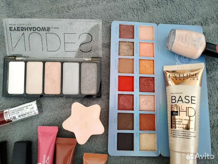 Набор косметики пакетом