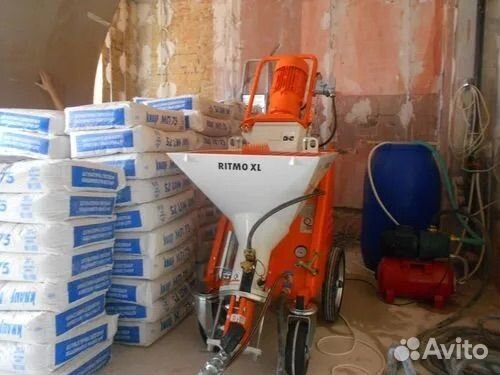 Бригада штукатурщиков, штукатурщики на машинку