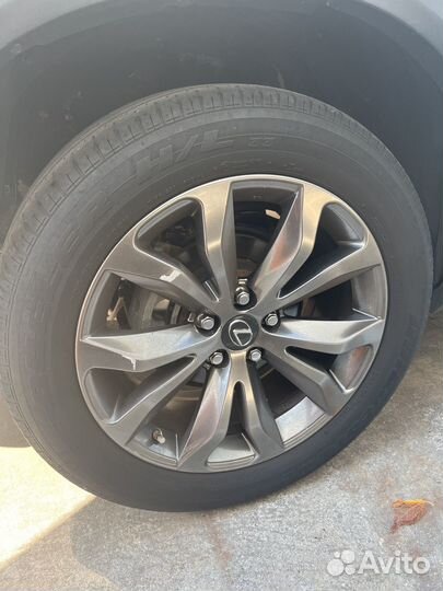 Bridgestone Dueler H/L 33 235/55 R18