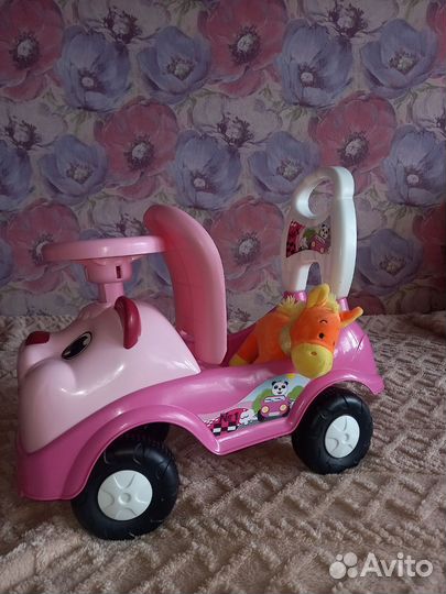 Машинка каталка толокар