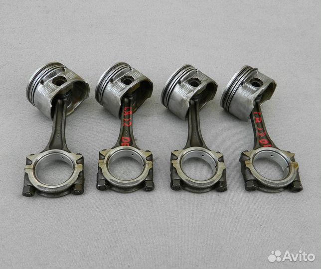 Шатун с поршнем Nissan Micra K12 CR12DE