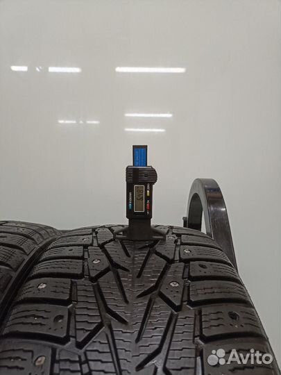 Nokian Tyres Hakkapeliitta 7 215/50 R17