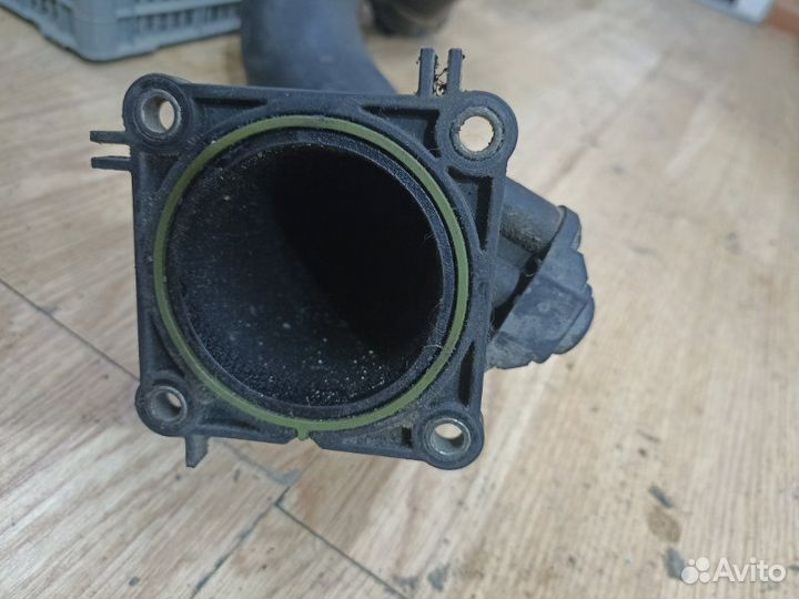 Патрубок впускного коллектора Mercedes-Benz