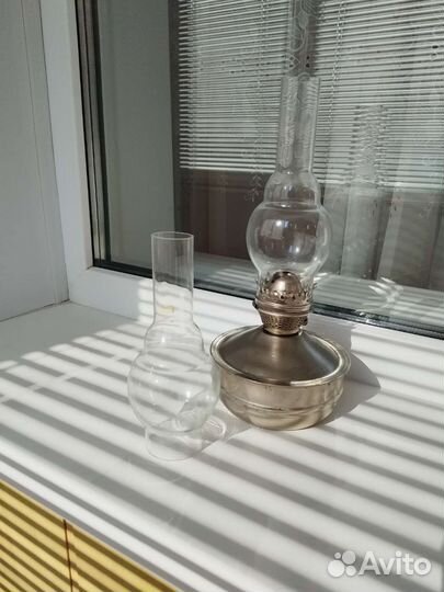 Керосиновая лампа стекло