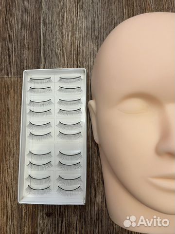 Голова-манекен для наращивания ресниц. новая
