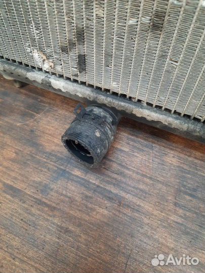 Радиатор основной Peugeot 3008 хэтчбэк 5 дв. 1.6