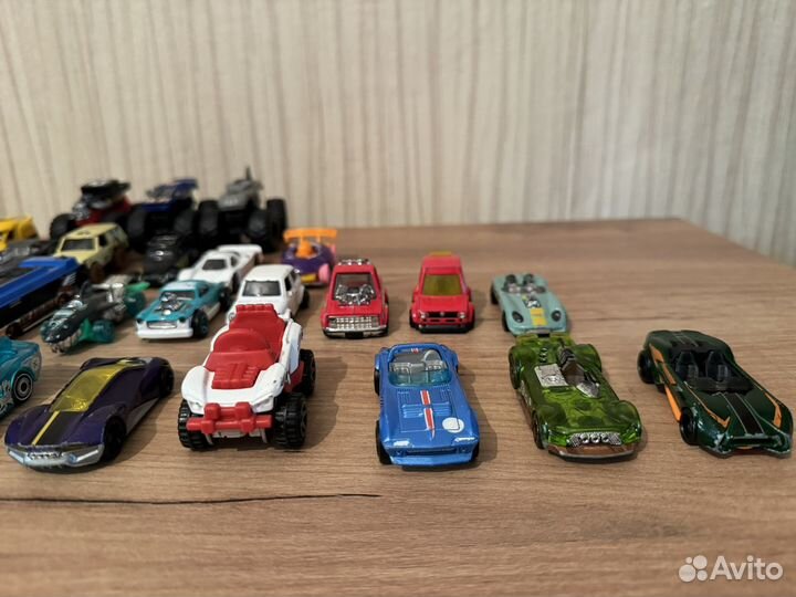 Hot wheels машинки