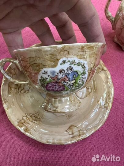 Старинный сервиз для чая. без клейм. фарфор