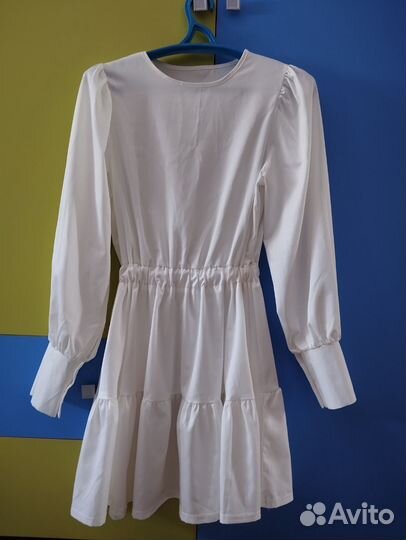 Платье женское 44 белое