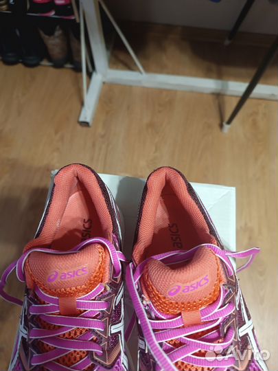 Кроссовки asics original 37,5