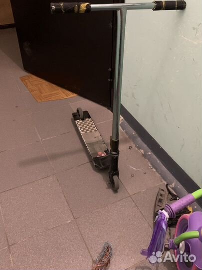 Трюковой самокат стрит