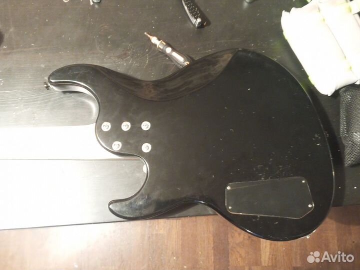 Бас гитара samick greg bennett fairlane 5