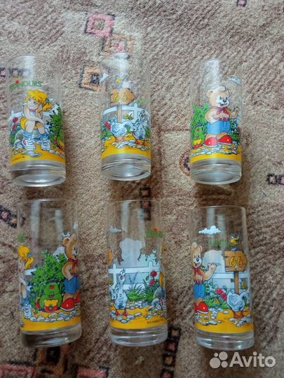 Набор стаканов