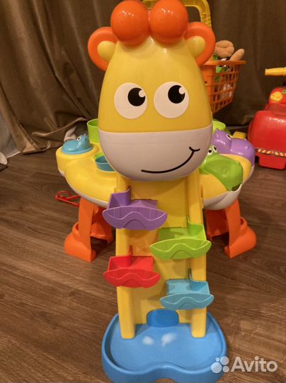 Детский игровой развивающий центр с мячиками