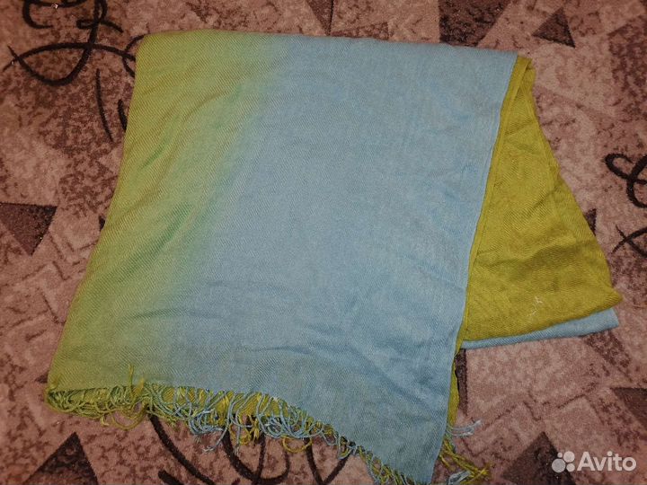 Шарфы и палантины женские