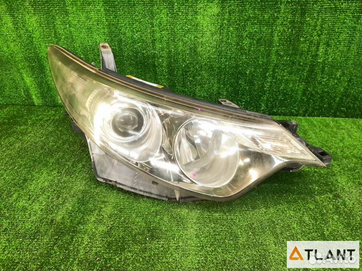 Фара передняя правая toyota estima