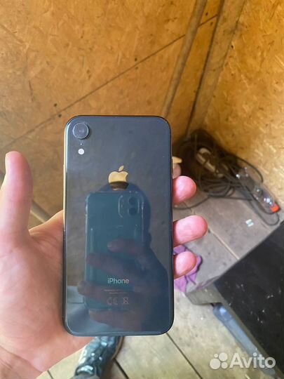 iPhone Xr, 64 ГБ