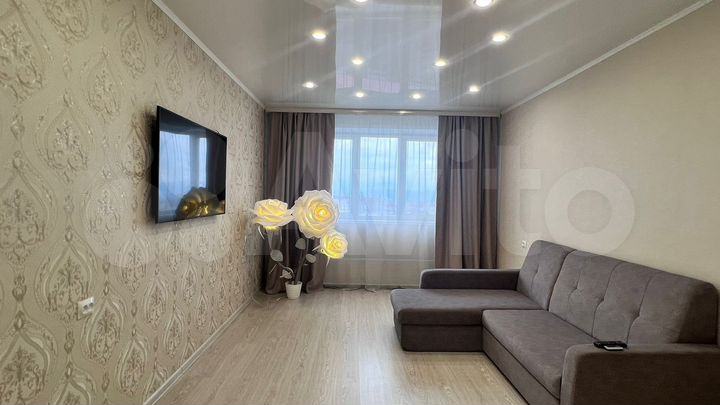 3-к. квартира, 72 м², 8/9 эт.