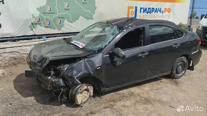 Накладка двери задней правой Nissan Almera (G15) 8