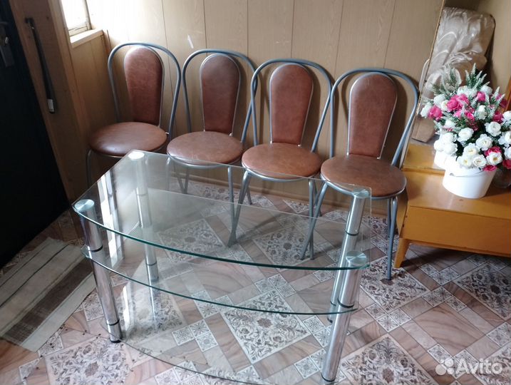 Кухонные стулья б/у, Стол стеклянный