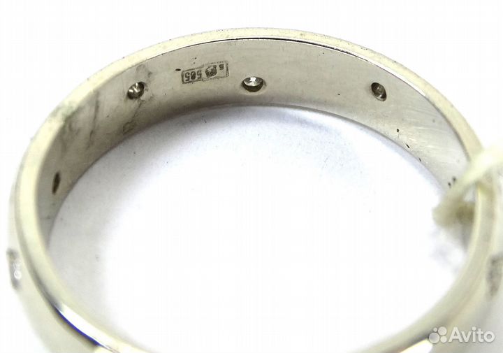 Золотое кольцо с бриллиантами р 19