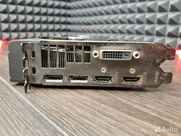 Видеокарта неисправная AMD Radeon RX 470 4Gb