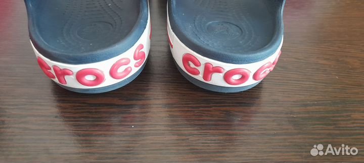 Crocs j1