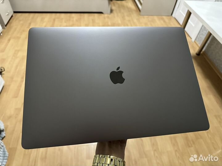 MacBook PRO 16 2019 32/512GB