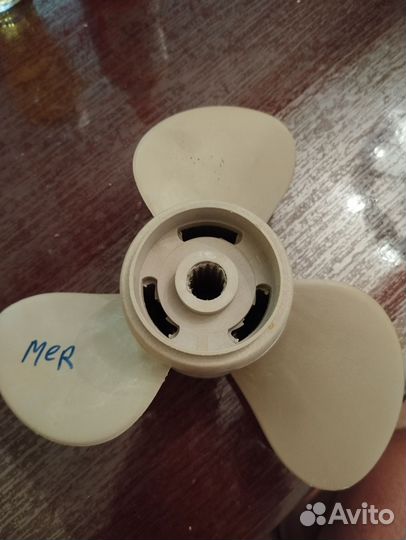Гребной винт mercury 15