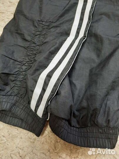 Спортивный костюм adidas 42-44