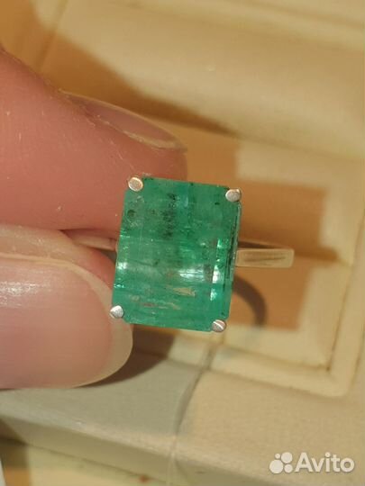 Помощь в покупке кольца с изумрудом природным