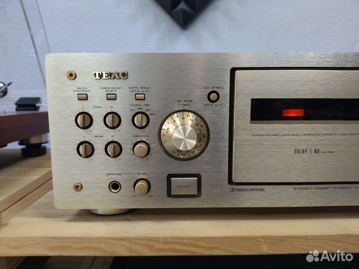 Кассетная Дека teac-V6030S+пульт 220v