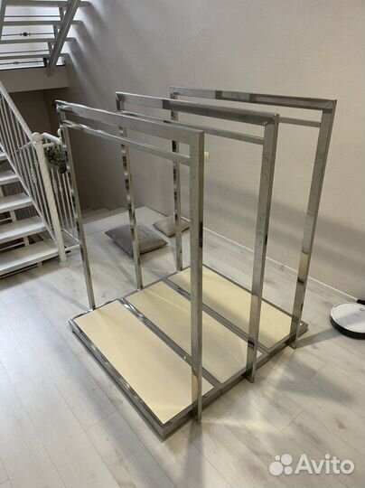 Вешалка напольная